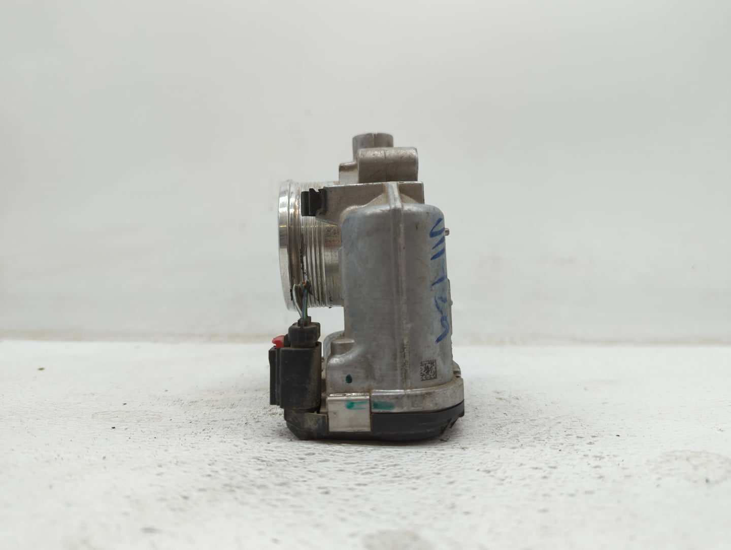 2014-2018 Ford Focus Throttle Body P/N:0 280 750 566 DS7E-9F991-BB Fits Fits 2014 2015 2016 2017 2018 2019 OEM Used Auto Par