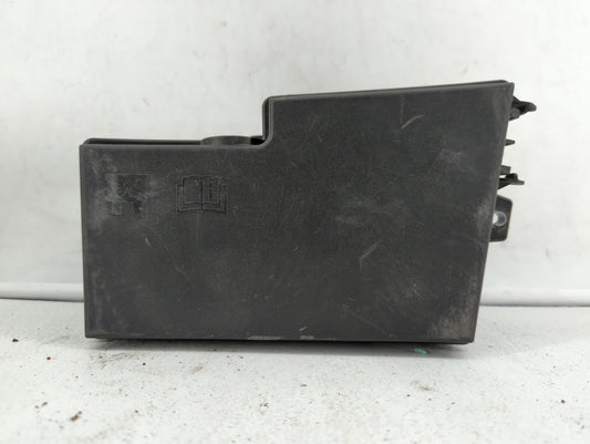 2015 Ford Focus Fusebox Fuse Box Panel Relay Module P/N:AV6T-14A067-AD AV6T-14A142-AB Fits OEM Used Auto Parts - Oemusedauto