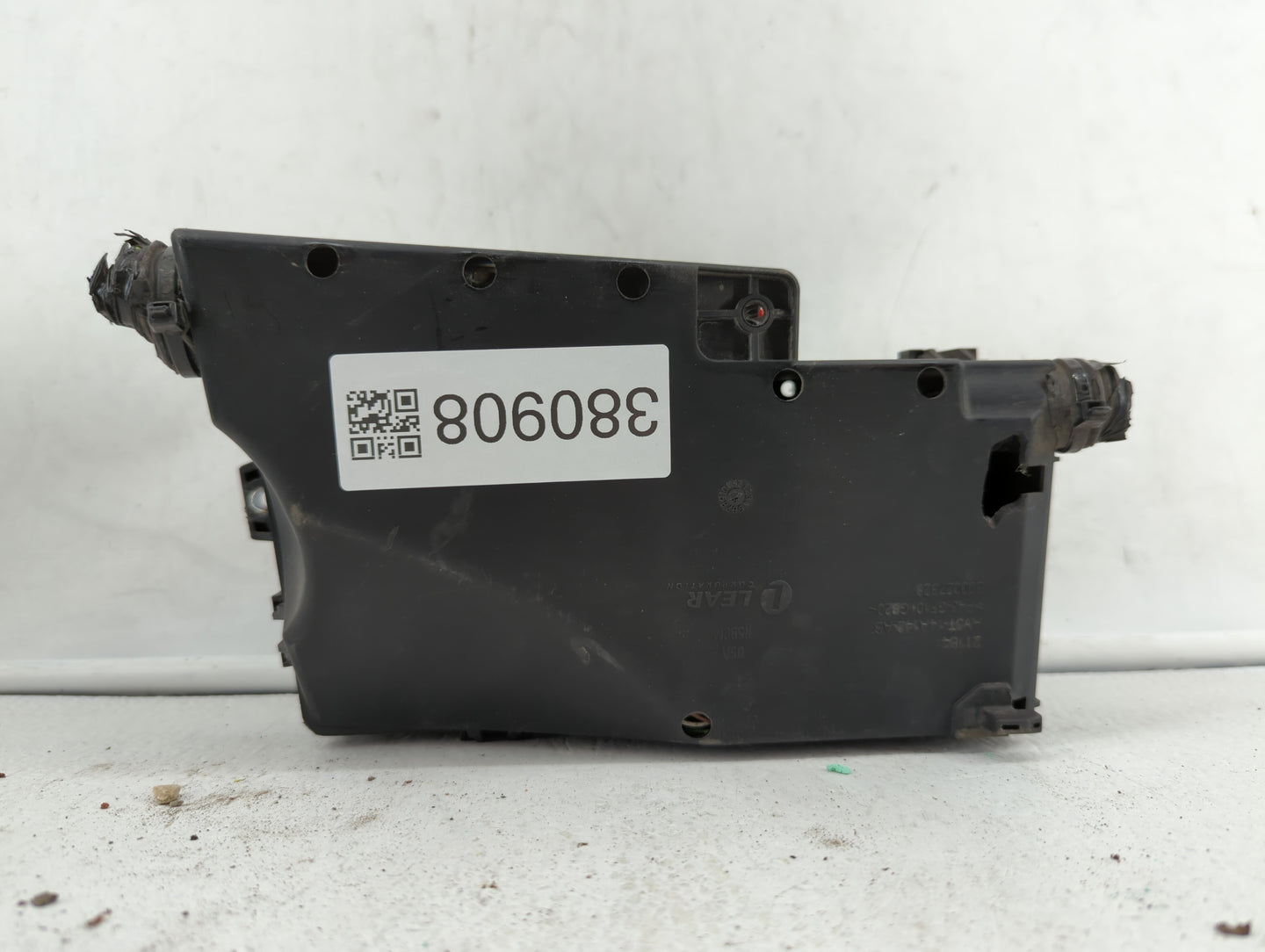 2015 Ford Focus Fusebox Fuse Box Panel Relay Module P/N:AV6T-14A067-AD AV6T-14A142-AB Fits OEM Used Auto Parts - Oemusedauto