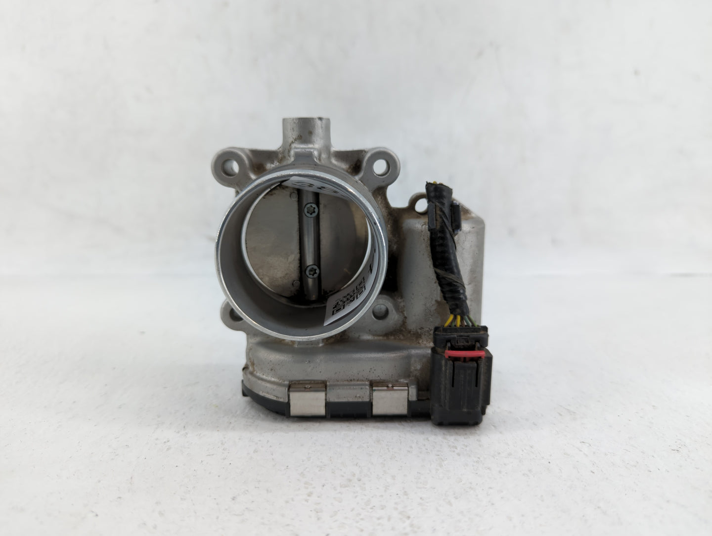 2014-2018 Ford Focus Throttle Body P/N:0 280 750 566 DS7E-9F991-BB Fits Fits 2014 2015 2016 2017 2018 2019 OEM Used Auto Par