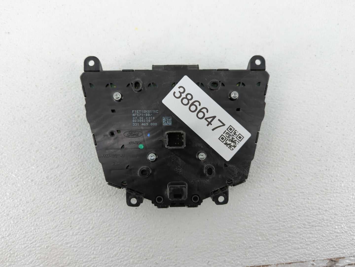 2015-2018 Ford Focus Radio AM FM Cd Player Receiver Replacement P/N:F1ET18K811KC F1ET18K811KD Fits Fits 2015 2016 2017 2018 