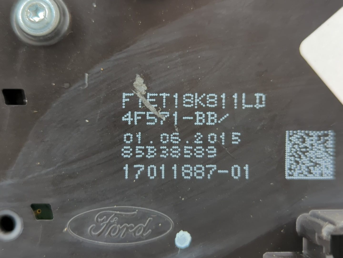 2015-2018 Ford Focus Am Fm Cd Player Radio Receiver - Oemusedautoparts1.com