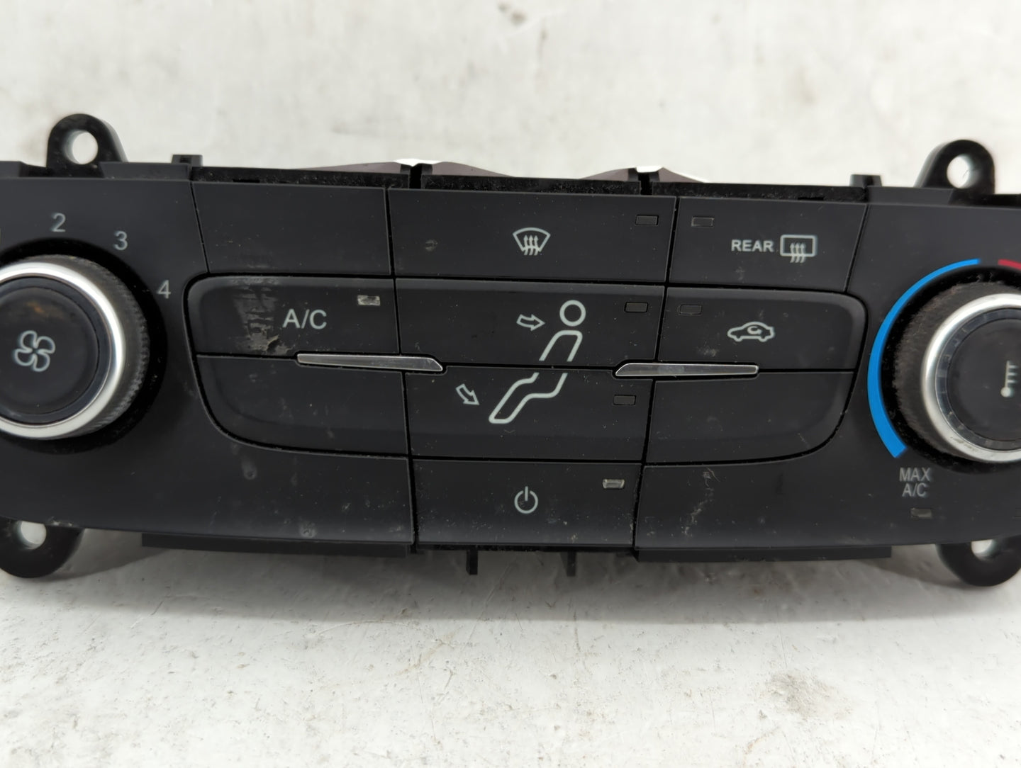 2015-2018 Ford Focus Climate Control Module Temperature AC/Heater Replacement P/N:F1ET-19980-JF Fits Fits 2015 2016 2017 201