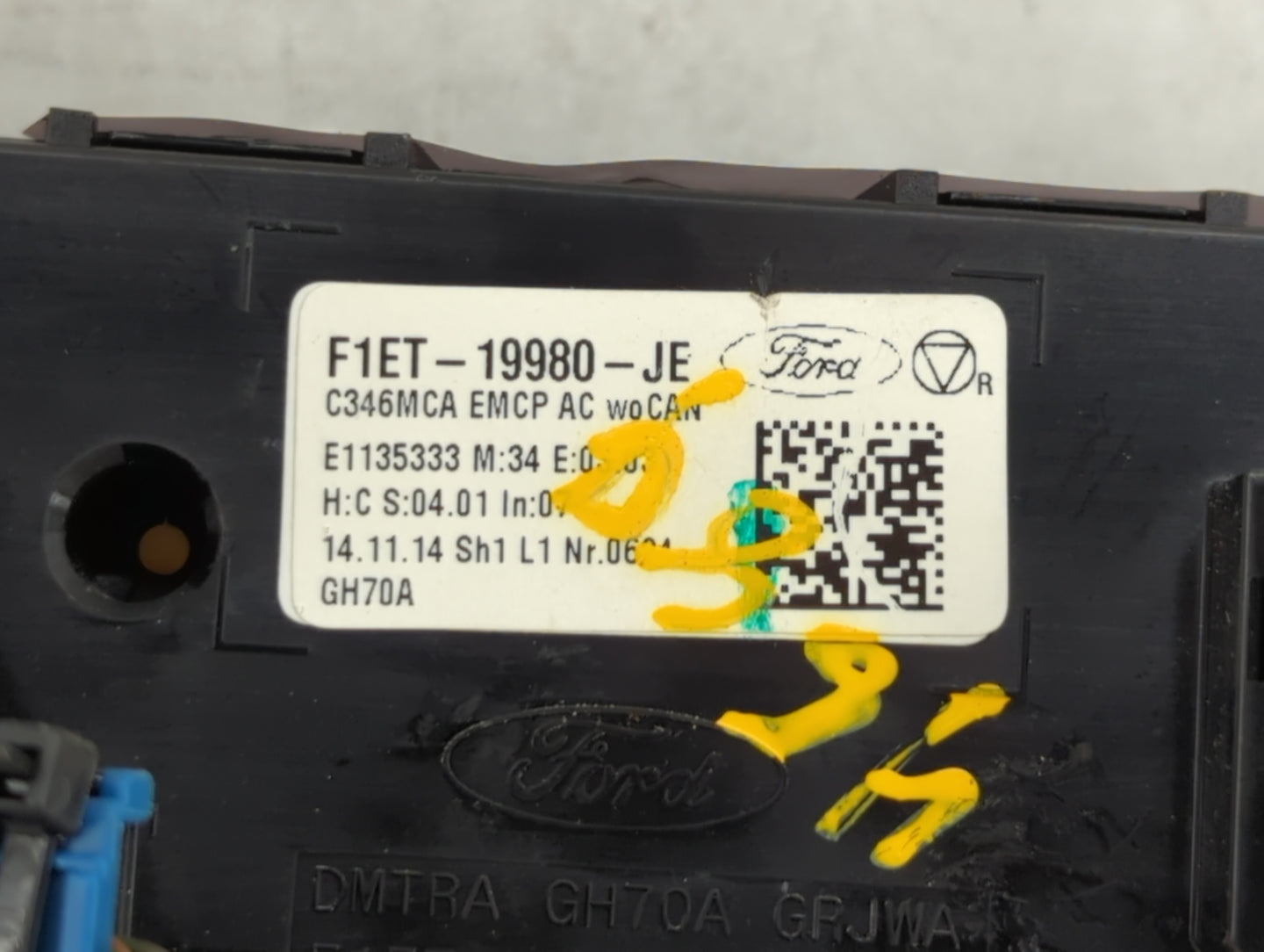 2015-2018 Ford Focus Climate Control Module Temperature AC/Heater Replacement P/N:F1ET-19980-JF Fits Fits 2015 2016 2017 201