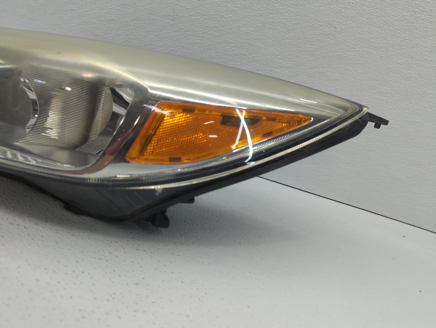 2015-2018 Ford Focus Driver Left Oem Head Light Headlight Lamp - Oemusedautoparts1.com