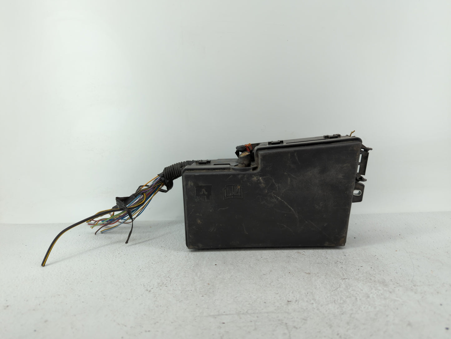 2015 Ford Focus Fusebox Fuse Box Panel Relay Module P/N:AV6T-14A067-AD AV6T-14A142-AB Fits OEM Used Auto Parts - Oemusedauto