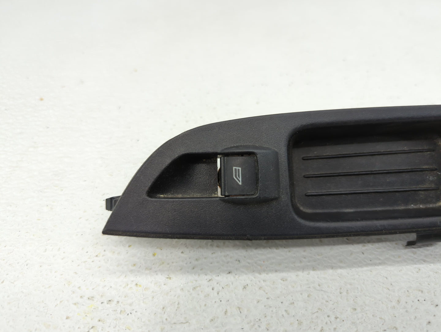 2015 Ford Focus Passenger Right Power Window Switch 7749098|1085503x - Oemusedautoparts1.com
