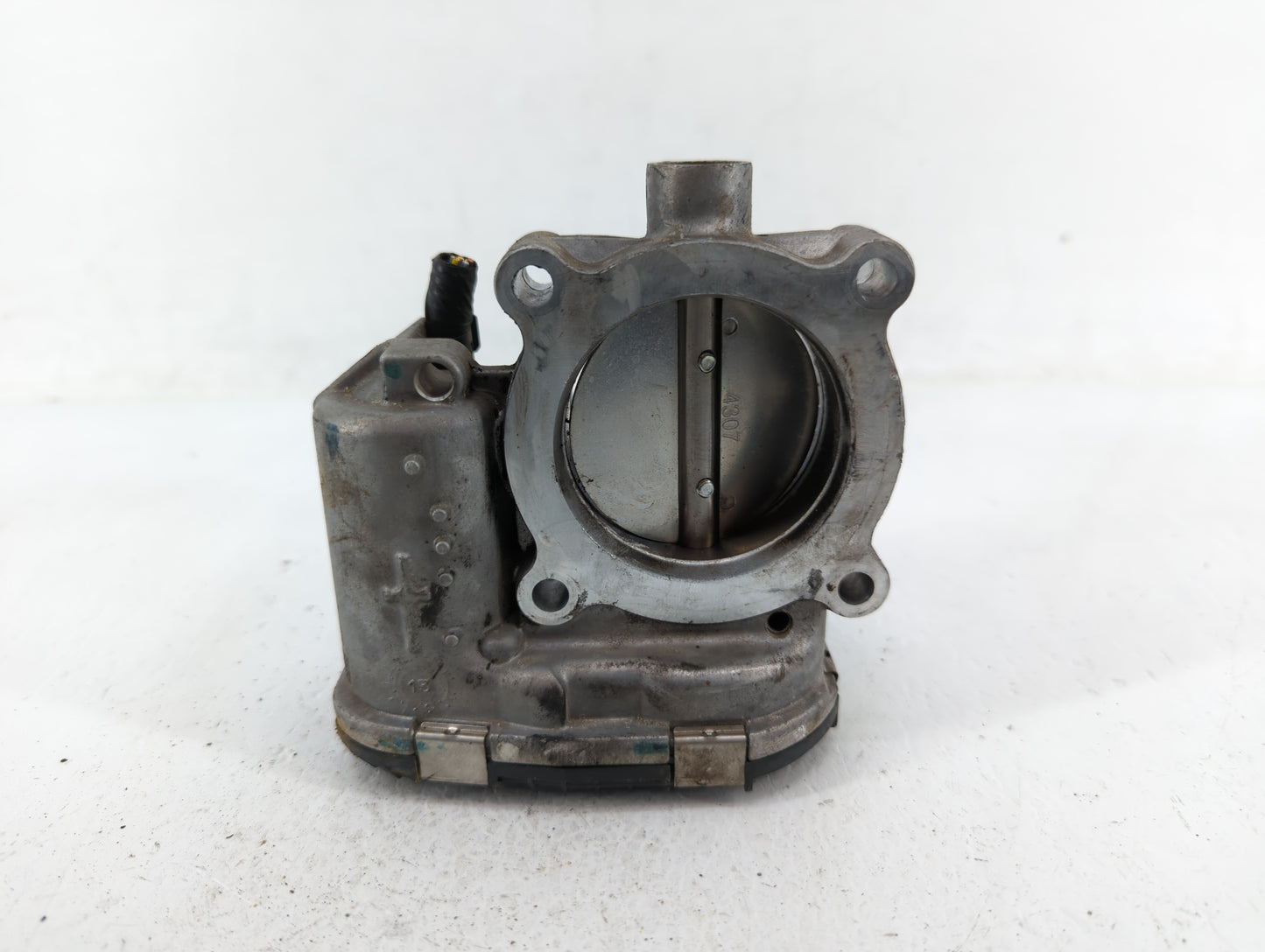 2014-2018 Ford Focus Throttle Body P/N:DS7E-9F991-BD DS7E-9F991-BB Fits Fits 2014 2015 2016 2017 2018 2019 2020 2021 2022 OE
