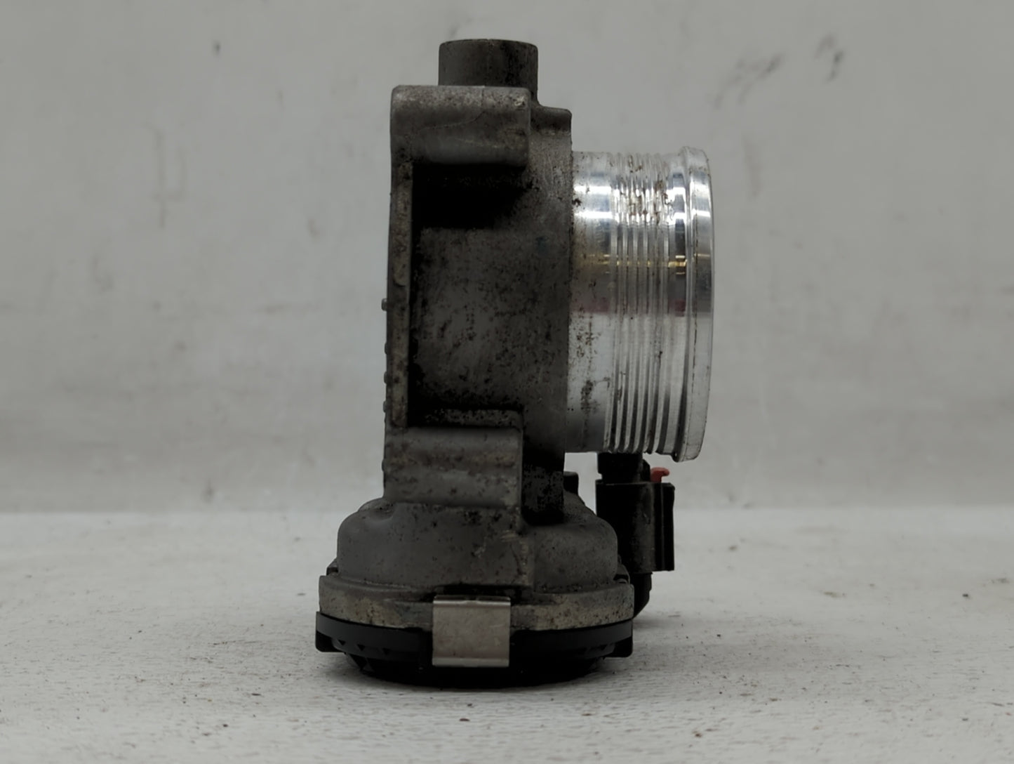 2014-2018 Ford Focus Throttle Body P/N:DS7E-9F991-BD DS7E-9F991-BB Fits Fits 2014 2015 2016 2017 2018 2019 2020 2021 2022 OE