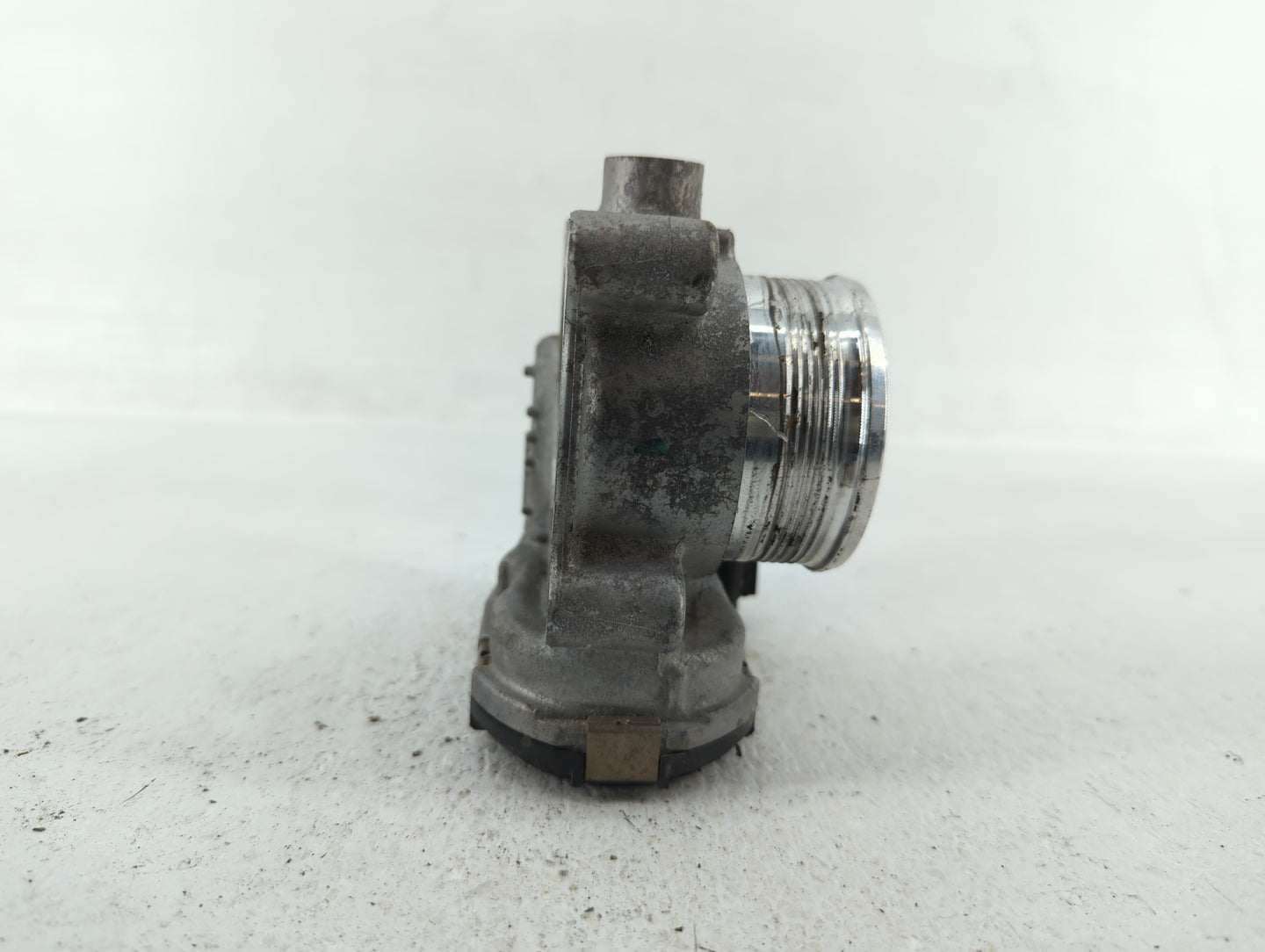 2014-2018 Ford Focus Throttle Body P/N:DS7E-9F991-BD DS7E-9F991-BB Fits Fits 2014 2015 2016 2017 2018 2019 2020 2021 2022 OE