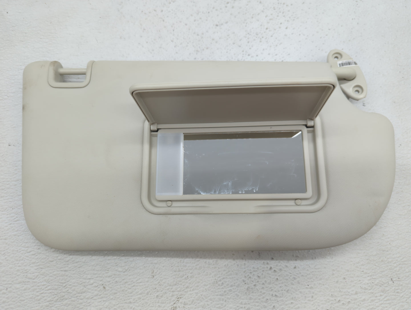 2013-2018 Ford Focus Sun Visor Shade Replacement Passenger Right Mirror Fits Fits 2013 2014 2015 2016 2017 2018 OEM Used Aut