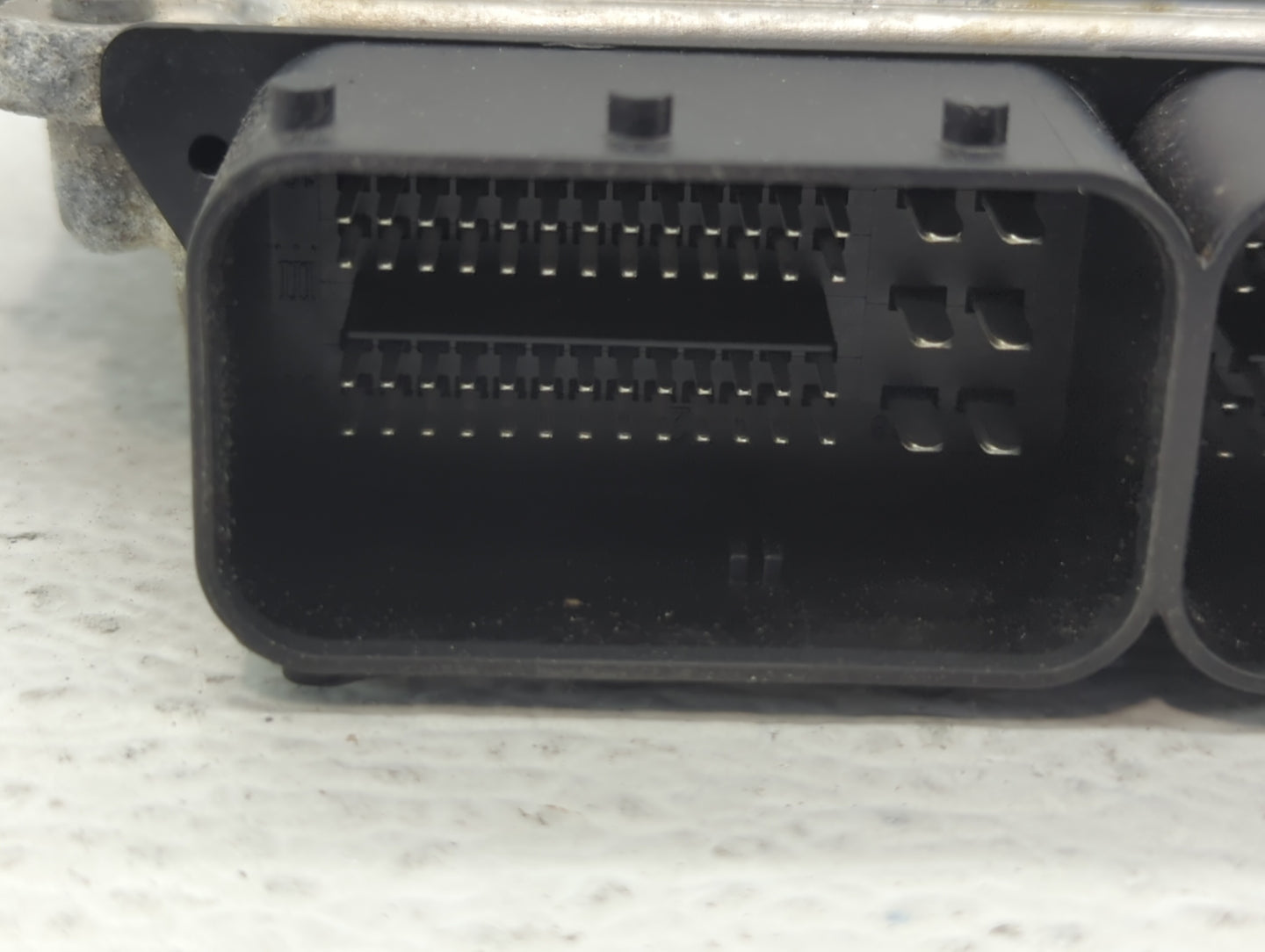 2014-2016 Ford Focus PCM Engine Control Computer ECU ECM PCU OEM P/N:FM5A-12A650-ADB BV61-12B684-BC Fits Fits 2014 2015 2016