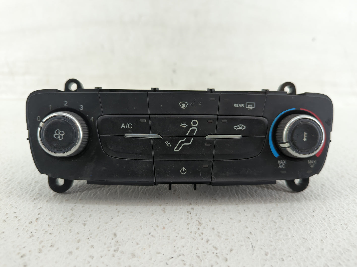 2015-2018 Ford Focus Climate Control Module Temperature AC/Heater Replacement P/N:F1ET-19980-JF Fits Fits 2015 2016 2017 201