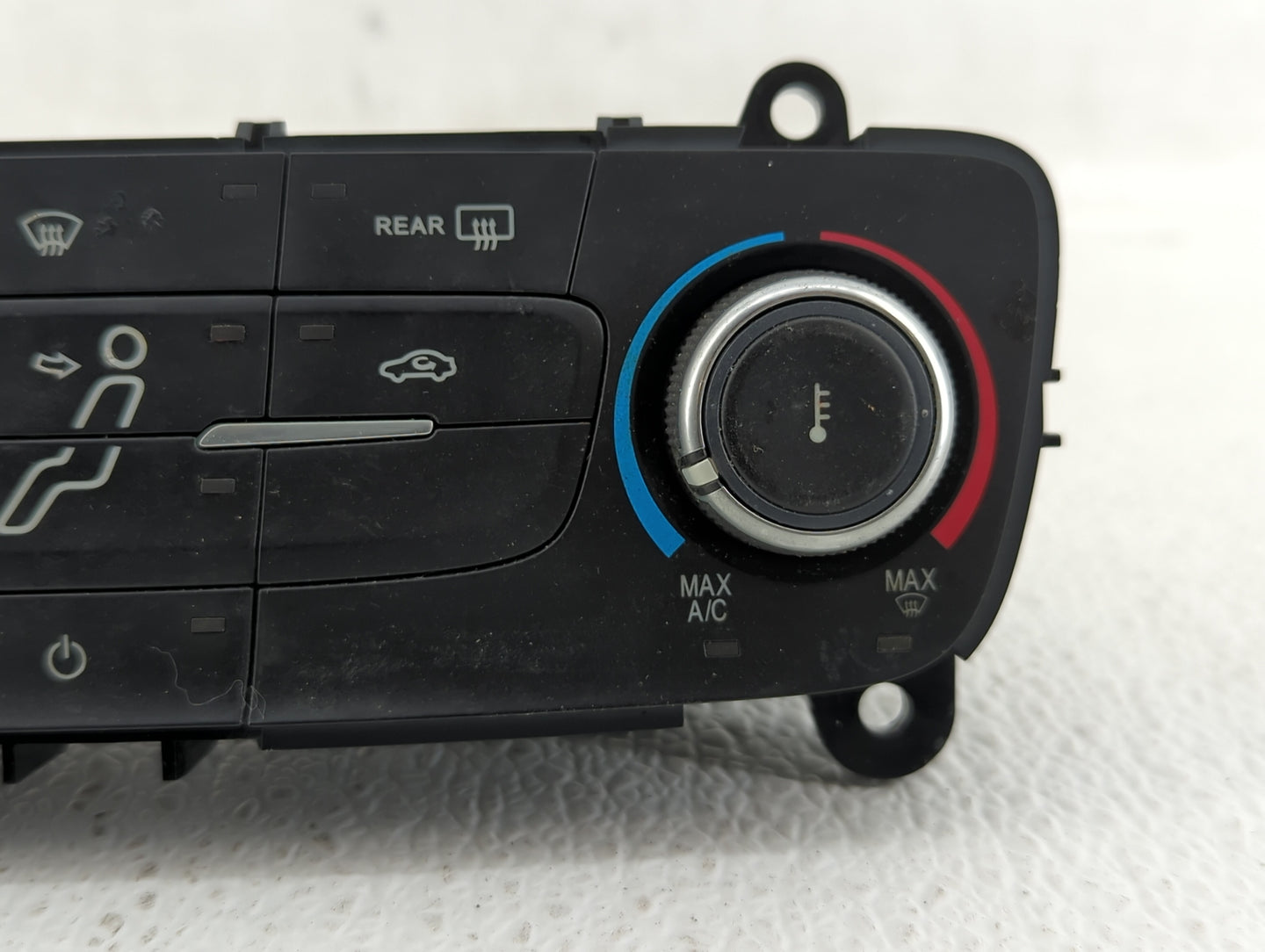 2015-2018 Ford Focus Climate Control Module Temperature AC/Heater Replacement P/N:F1ET-19980-JF Fits Fits 2015 2016 2017 201