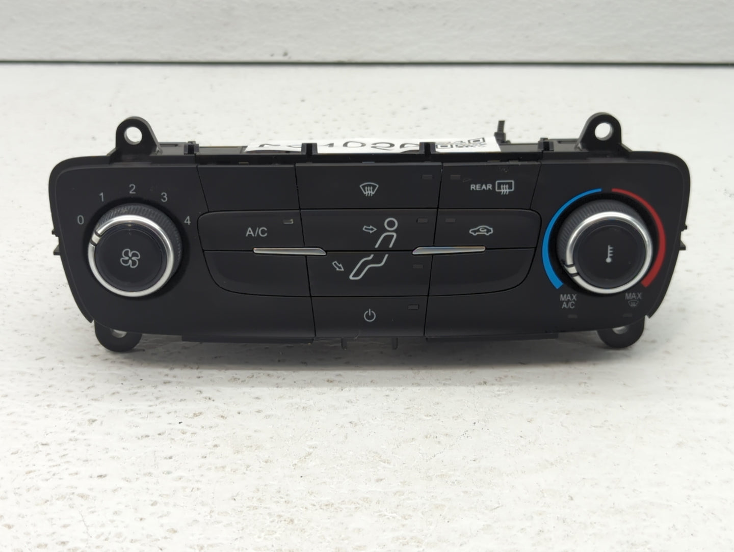2015-2018 Ford Focus Climate Control Module Temperature AC/Heater Replacement P/N:F1ET-19980-EF F1ET-19980-JJ Fits OEM Used 