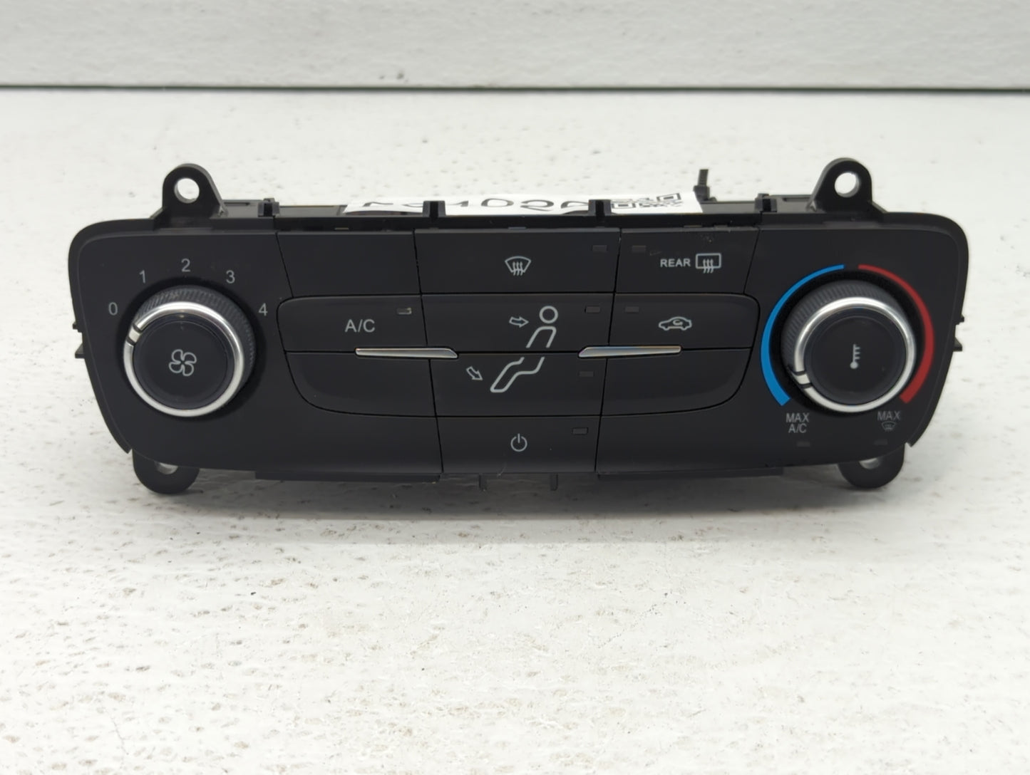 2015-2018 Ford Focus Climate Control Module Temperature AC/Heater Replacement P/N:F1ET-19980-EF F1ET-19980-JJ Fits OEM Used 