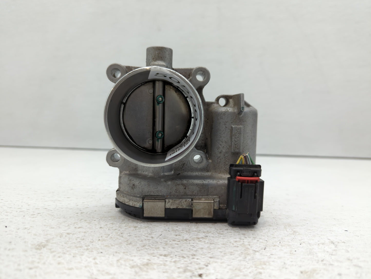 2014-2018 Ford Focus Throttle Body P/N:DS7E-9F991-BB Fits Fits 2014 2015 2016 2017 2018 2019 2020 2021 2022 OEM Used Auto Pa
