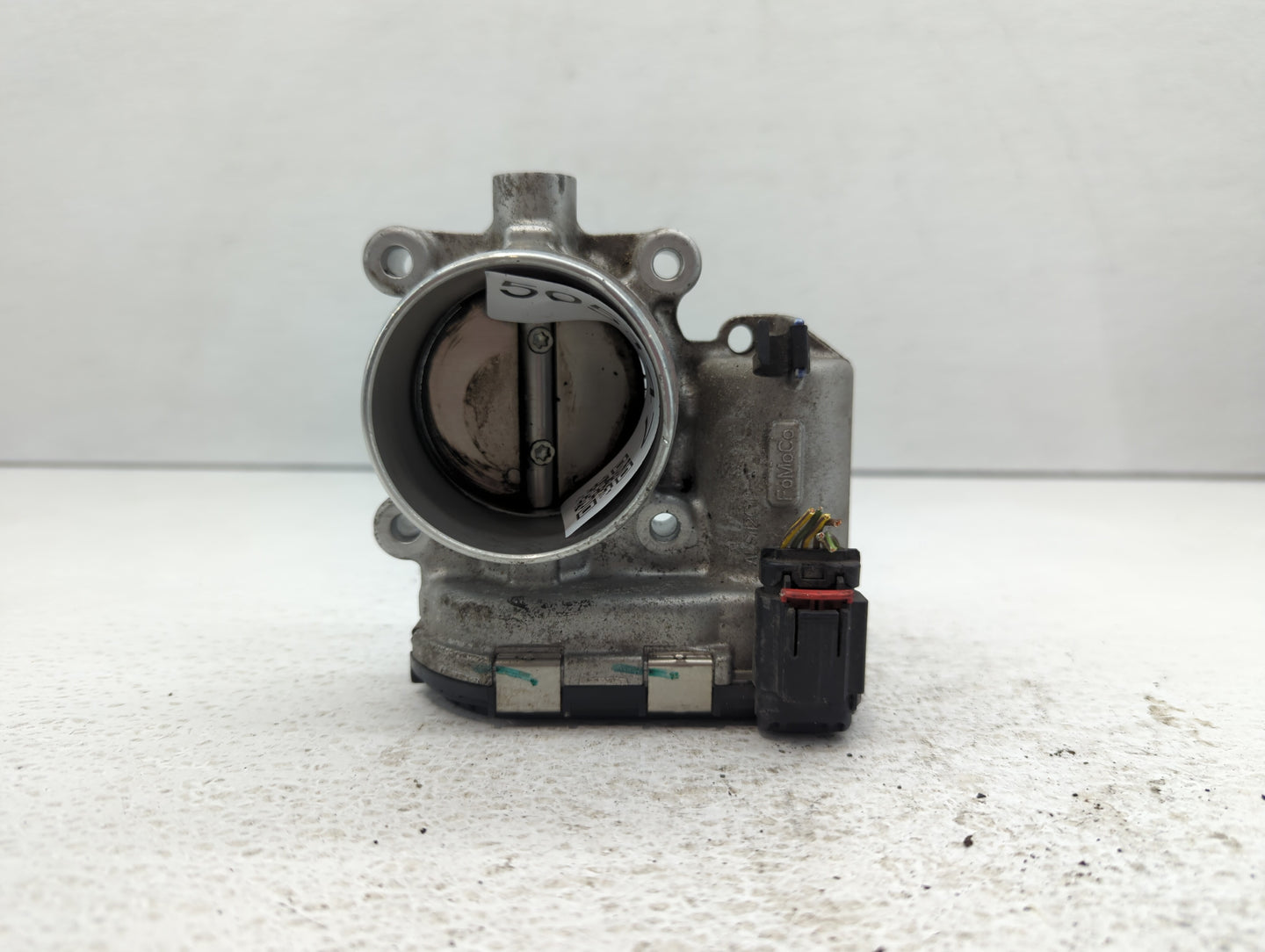 2014-2018 Ford Focus Throttle Body P/N:DS7E-9F991-BB Fits Fits 2014 2015 2016 2017 2018 2019 2020 2021 2022 OEM Used Auto Pa