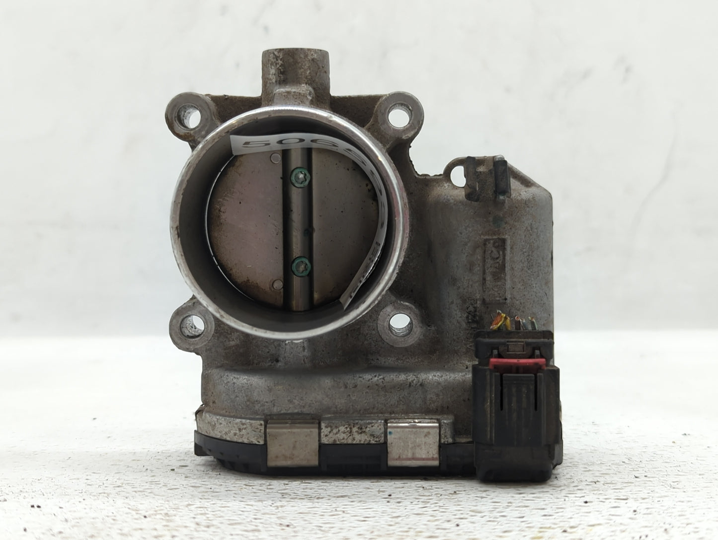 2014-2018 Ford Focus Throttle Body P/N:DS7E-9F991-BB Fits Fits 2014 2015 2016 2017 2018 2019 2020 2021 2022 OEM Used Auto Pa