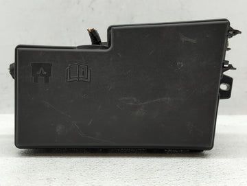 2015 Ford Focus Fusebox Fuse Box Panel Relay Module P/N:AV6T-14A142-AB Fits OEM Used Auto Parts - Oemusedautoparts1.com