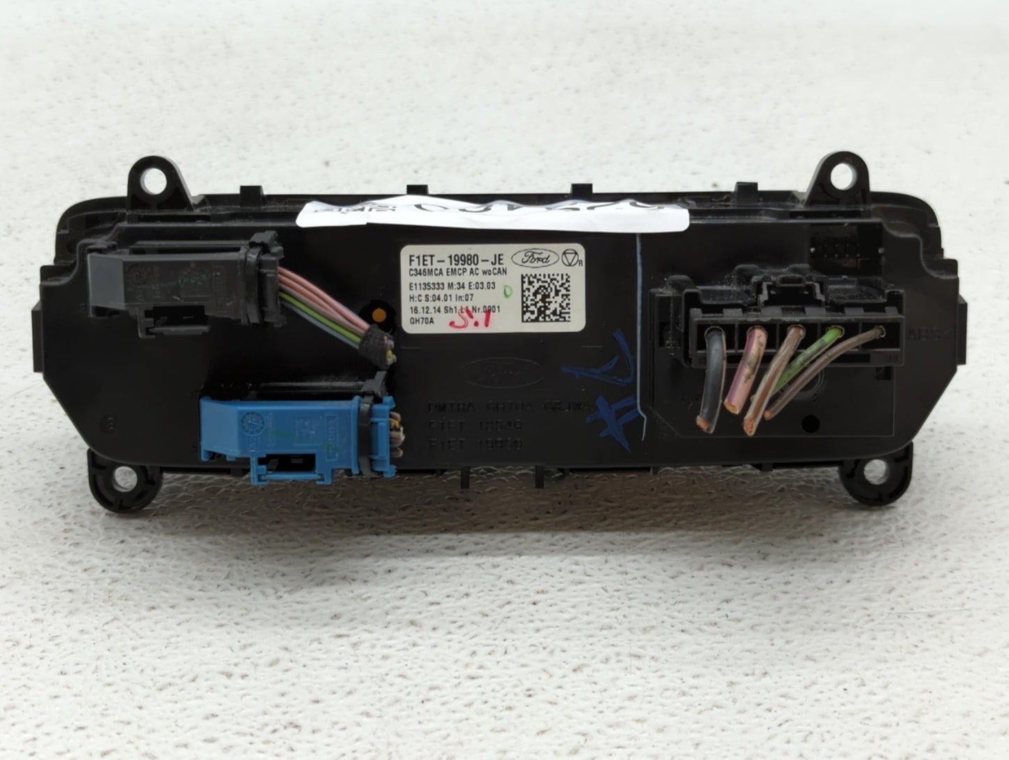 2015-2018 Ford Focus Climate Control Module Temperature AC/Heater Replacement P/N:F1ET-19980-JE F1ET-19980-LF Fits OEM Used 