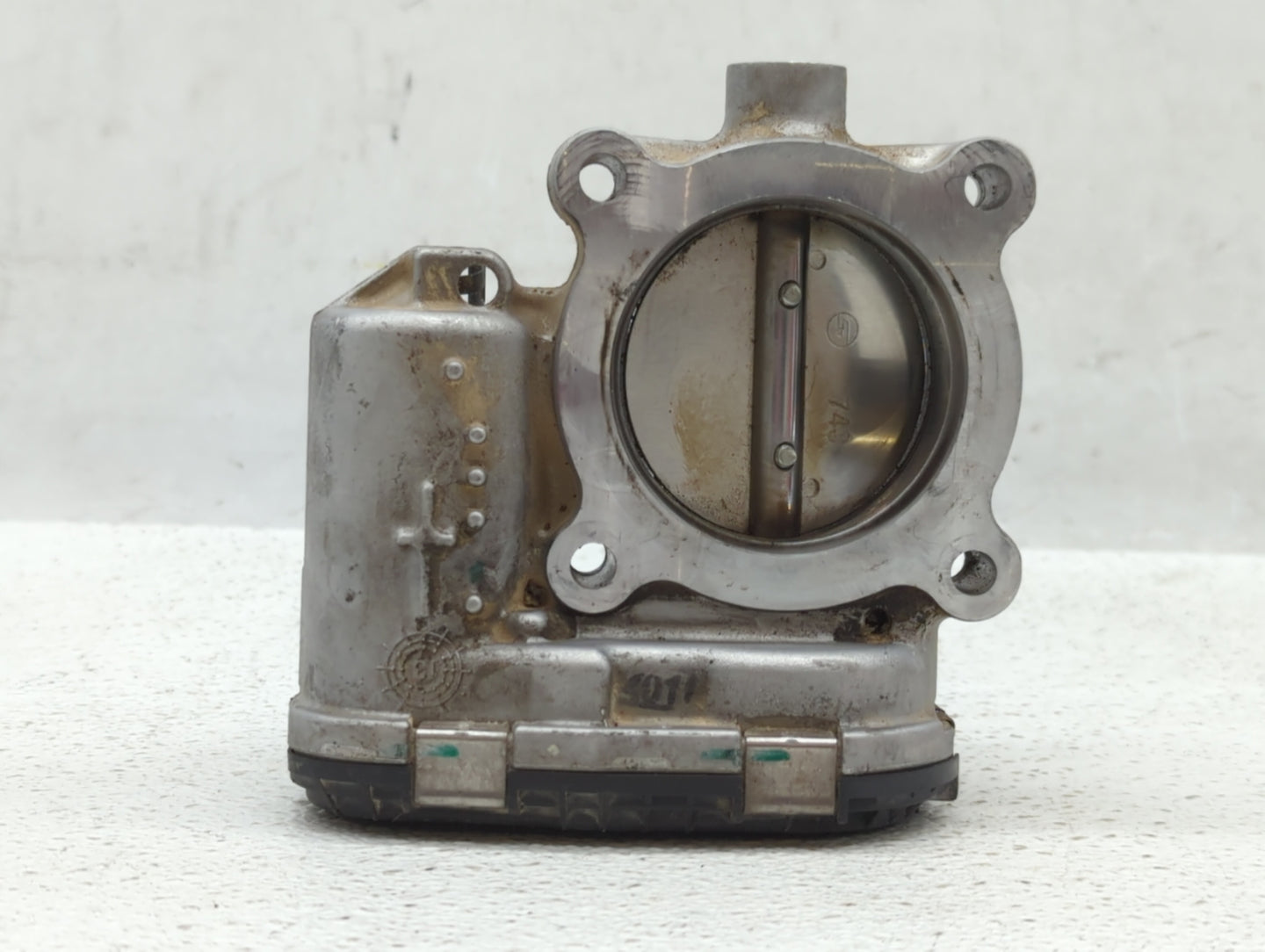 2014-2018 Ford Focus Throttle Body P/N:DS7E-9F991-BB Fits Fits 2014 2015 2016 2017 2018 2019 2020 2021 2022 OEM Used Auto Pa