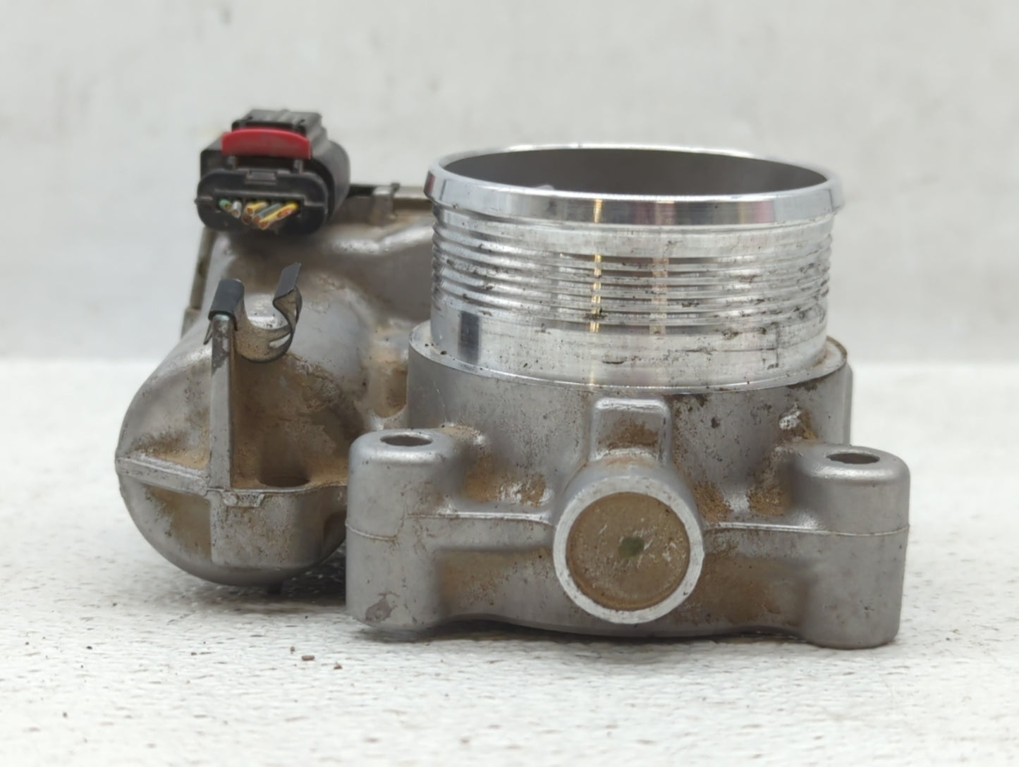 2014-2018 Ford Focus Throttle Body P/N:DS7E-9F991-BB Fits Fits 2014 2015 2016 2017 2018 2019 2020 2021 2022 OEM Used Auto Pa