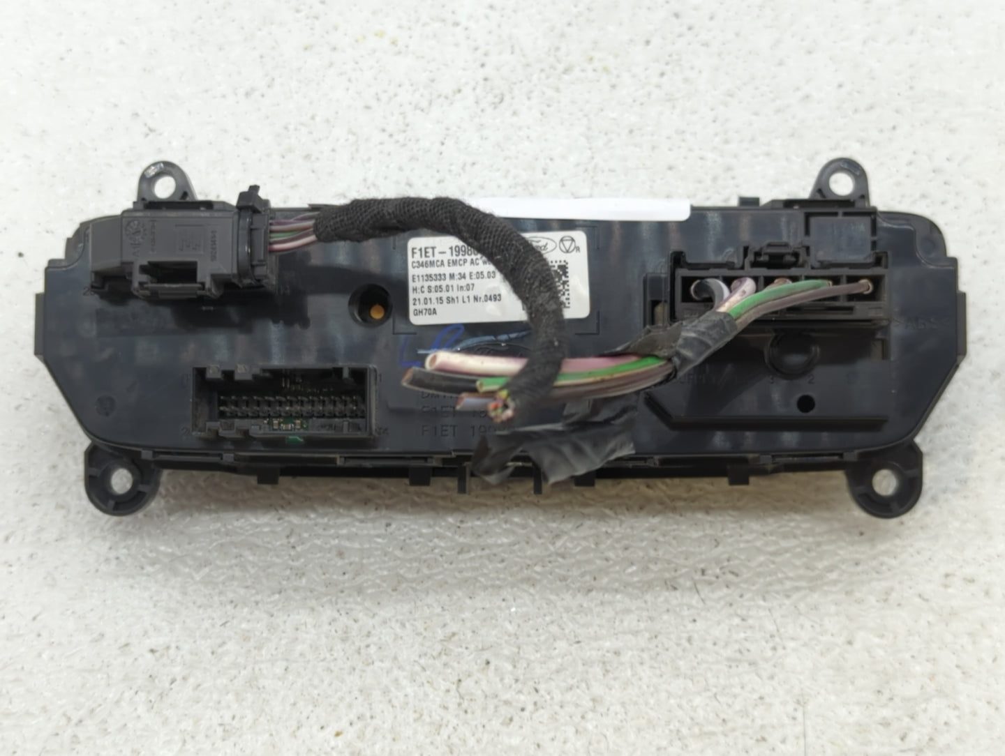 2015-2018 Ford Focus Climate Control Module Temperature AC/Heater Replacement P/N:F1ET-19980-JF F1ET-19980-JE Fits OEM Used 