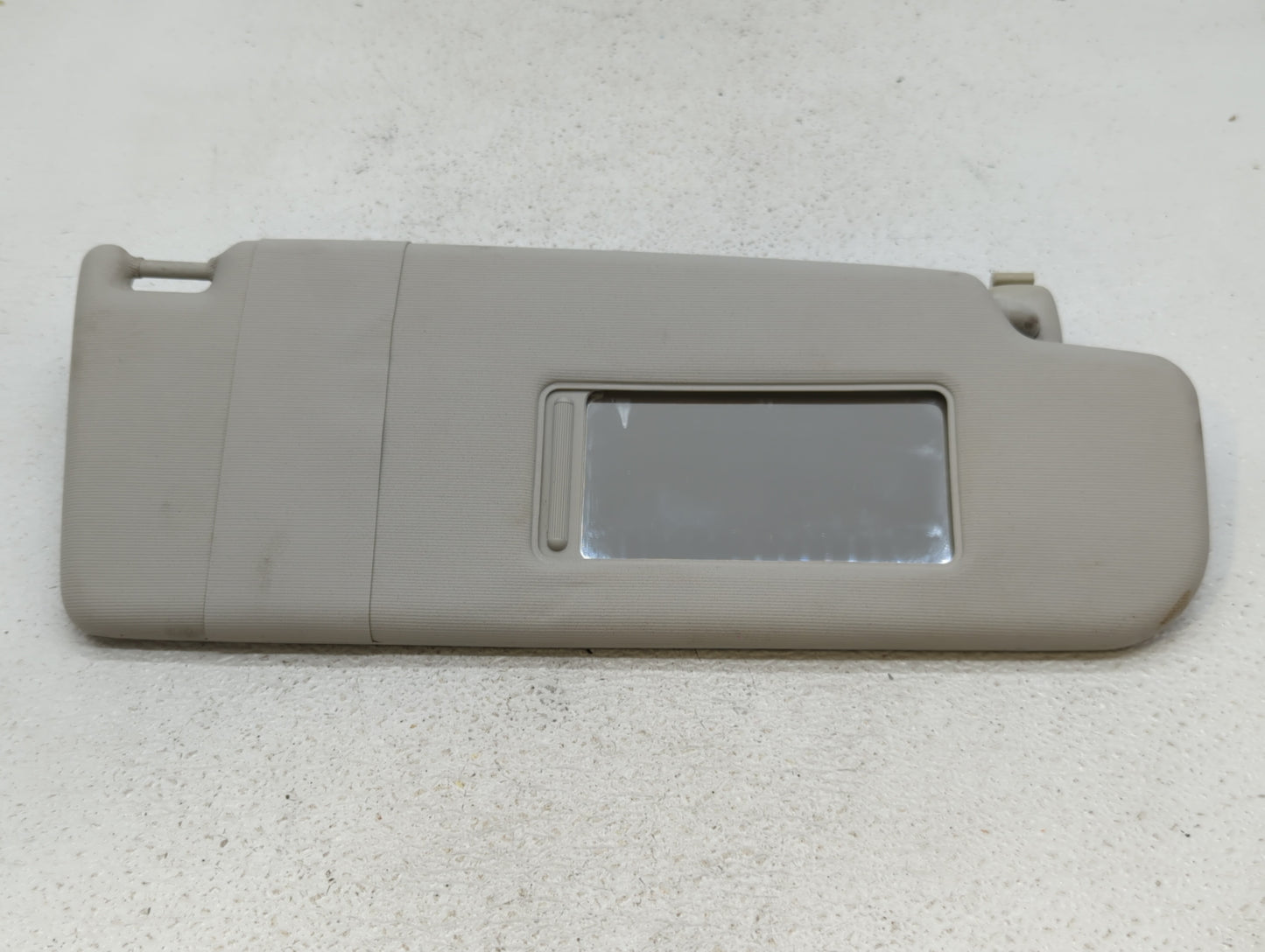2013-2018 Ford Focus Sun Visor Shade Replacement Passenger Right Mirror Fits Fits 2013 2014 2015 2016 2017 2018 OEM Used Aut