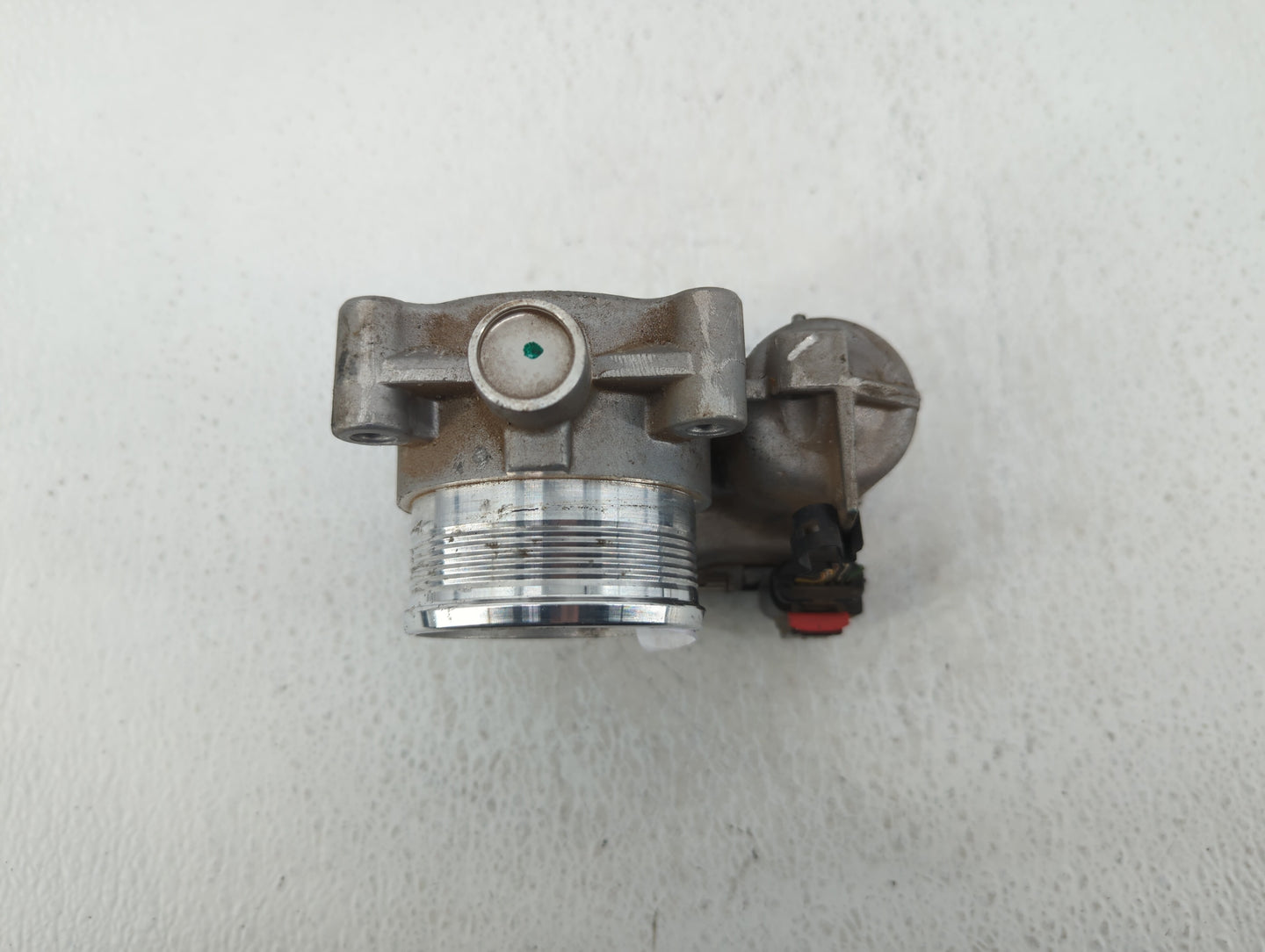 2014-2018 Ford Focus Throttle Body P/N:DS7E-9F991-BB Fits Fits 2014 2015 2016 2017 2018 2019 2020 2021 2022 OEM Used Auto Pa