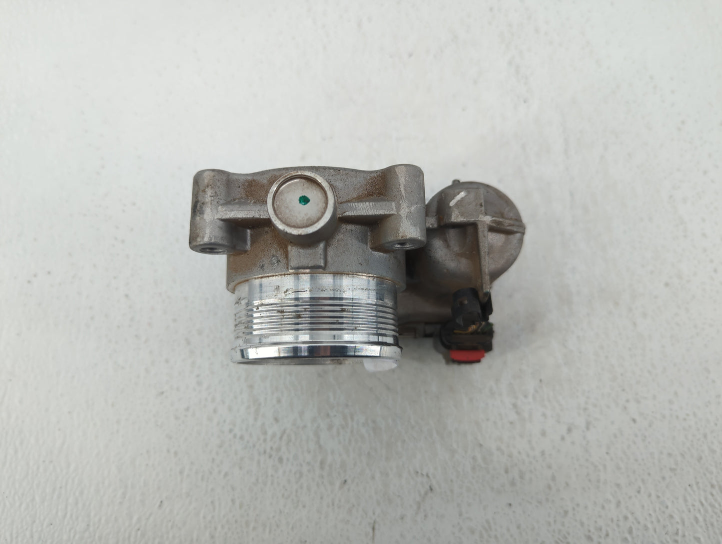 2014-2018 Ford Focus Throttle Body P/N:DS7E-9F991-BB Fits Fits 2014 2015 2016 2017 2018 2019 2020 2021 2022 OEM Used Auto Pa