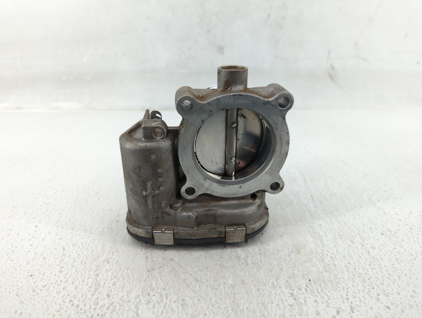2014-2018 Ford Focus Throttle Body P/N:DS7E-9F991-BB Fits Fits 2014 2015 2016 2017 2018 2019 2020 2021 2022 OEM Used Auto Pa