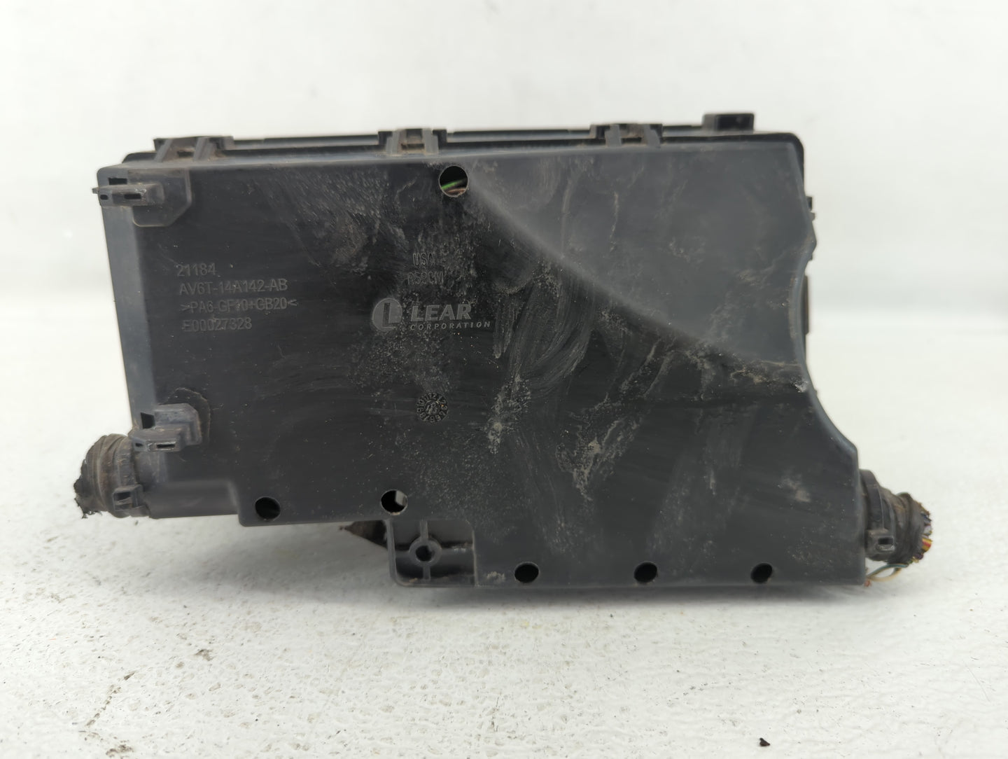 2015 Ford Focus Fusebox Fuse Box Panel Relay Module P/N:AV6T-14A067-AD Fits OEM Used Auto Parts - Oemusedautoparts1.com