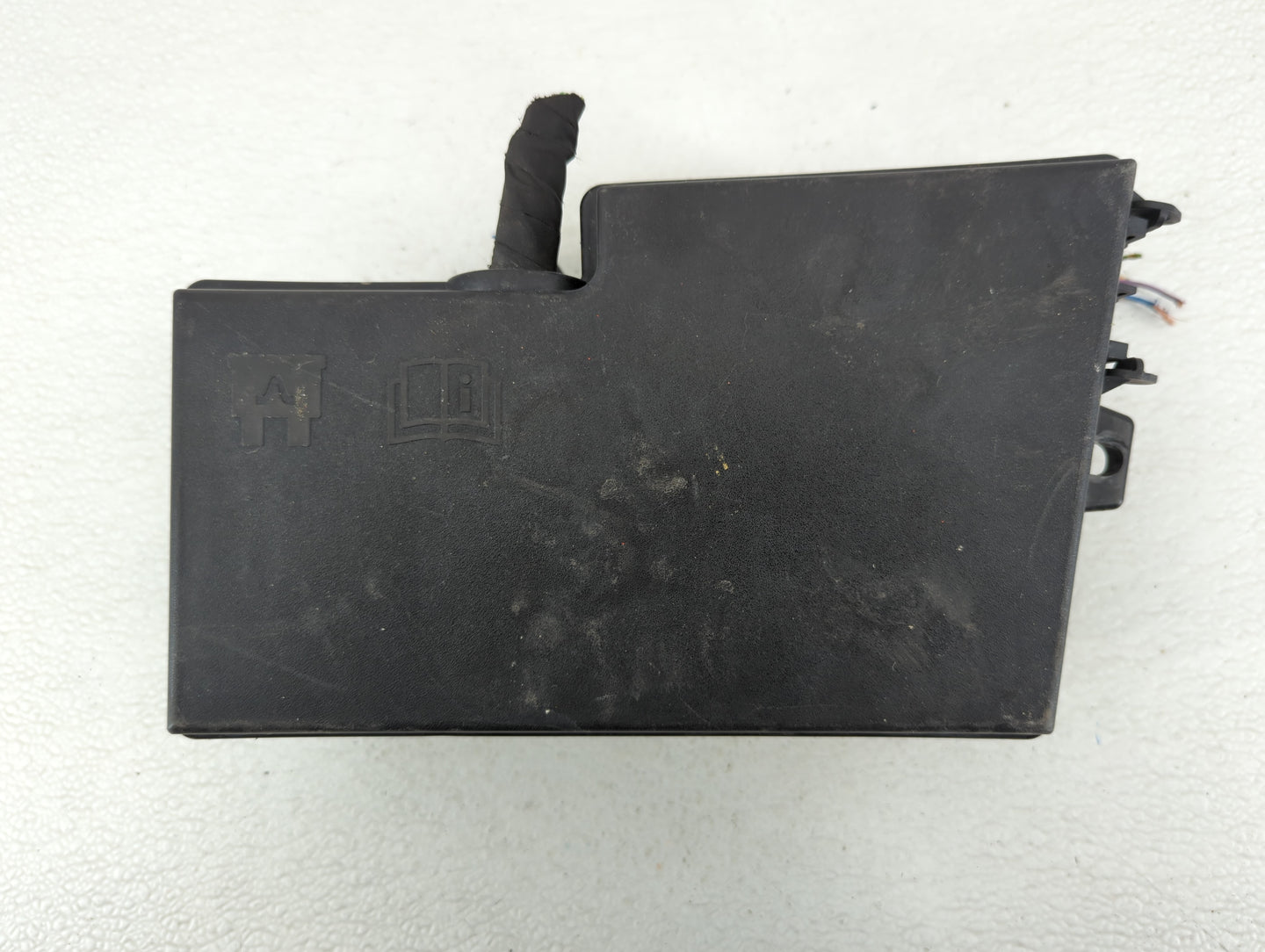 2015 Ford Focus Fusebox Fuse Box Panel Relay Module P/N:AV6T-14A067-AD Fits OEM Used Auto Parts - Oemusedautoparts1.com