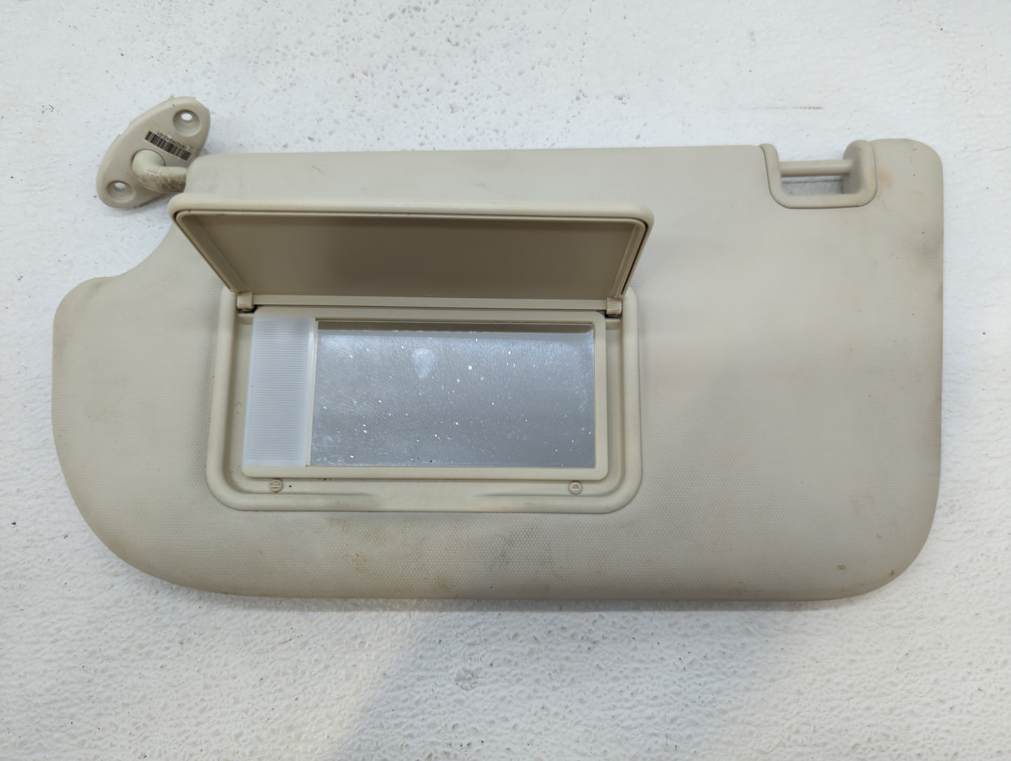 2013-2018 Ford Focus Sun Visor Shade Replacement Passenger Right Mirror Fits Fits 2013 2014 2015 2016 2017 2018 OEM Used Aut