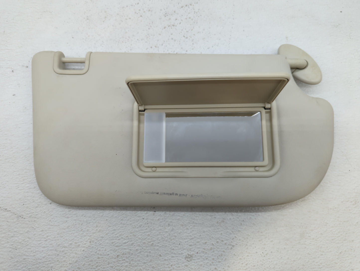 2013-2018 Ford Focus Sun Visor Shade Replacement Driver Left Mirror Fits Fits 2013 2014 2015 2016 2017 2018 OEM Used Auto Pa