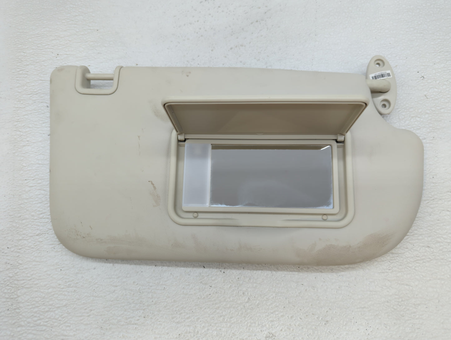 2013-2018 Ford Focus Sun Visor Shade Replacement Passenger Right Mirror Fits Fits 2013 2014 2015 2016 2017 2018 OEM Used Aut