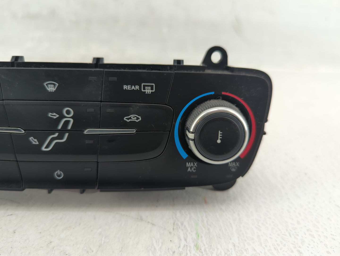 2015-2018 Ford Focus Climate Control Module Temperature AC/Heater Replacement P/N:F1ET-19980-JF Fits Fits 2015 2016 2017 201