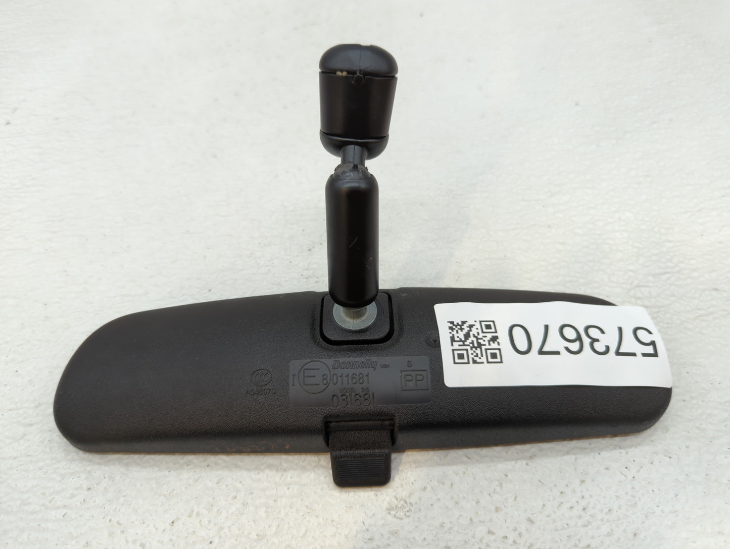 2010-2018 Ford Focus Interior Rear View Mirror Replacement OEM P/N:E8011681 Fits OEM Used Auto Parts - Oemusedautoparts1.com