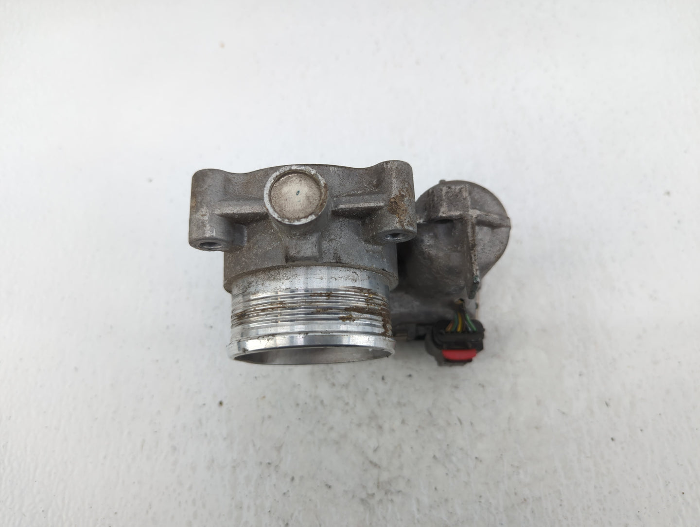 2014-2018 Ford Focus Throttle Body P/N:DS7E-9F991-BB Fits Fits 2014 2015 2016 2017 2018 2019 2020 2021 2022 OEM Used Auto Pa