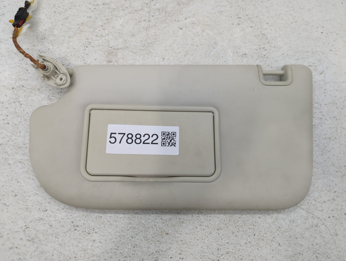 2013-2018 Ford Focus Sun Visor Shade Replacement Passenger Right Mirror Fits Fits 2013 2014 2015 2016 2017 2018 OEM Used Aut