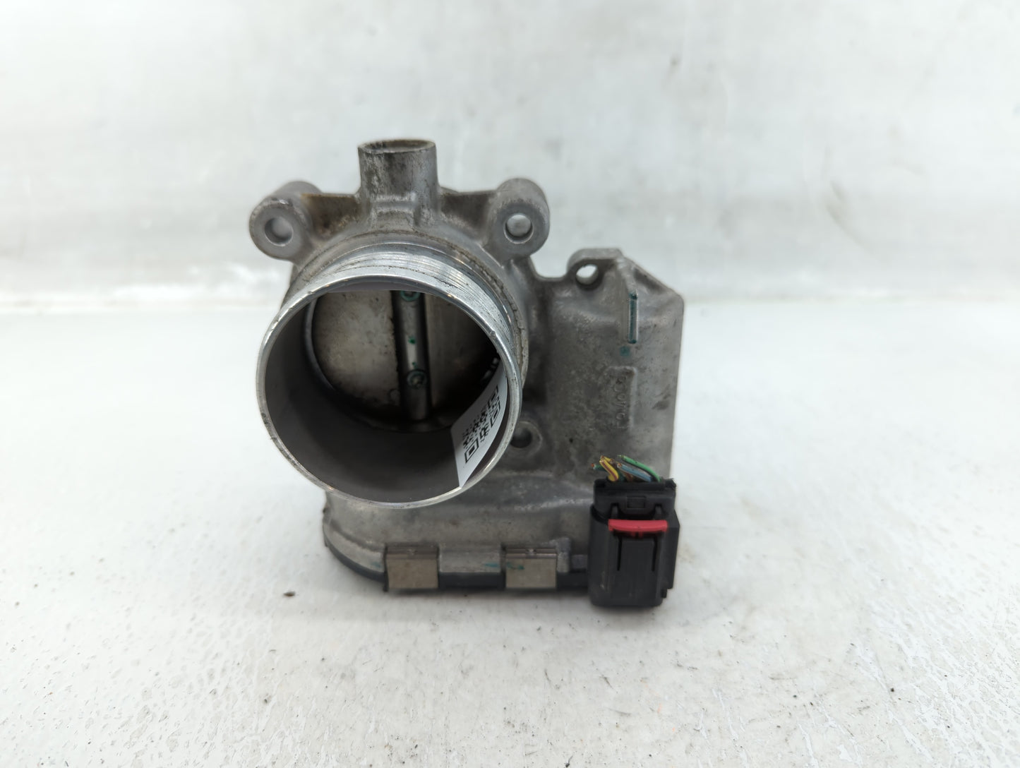 2014-2018 Ford Focus Throttle Body P/N:DS7E-9F991-BB Fits Fits 2014 2015 2016 2017 2018 2019 2020 2021 2022 OEM Used Auto Pa