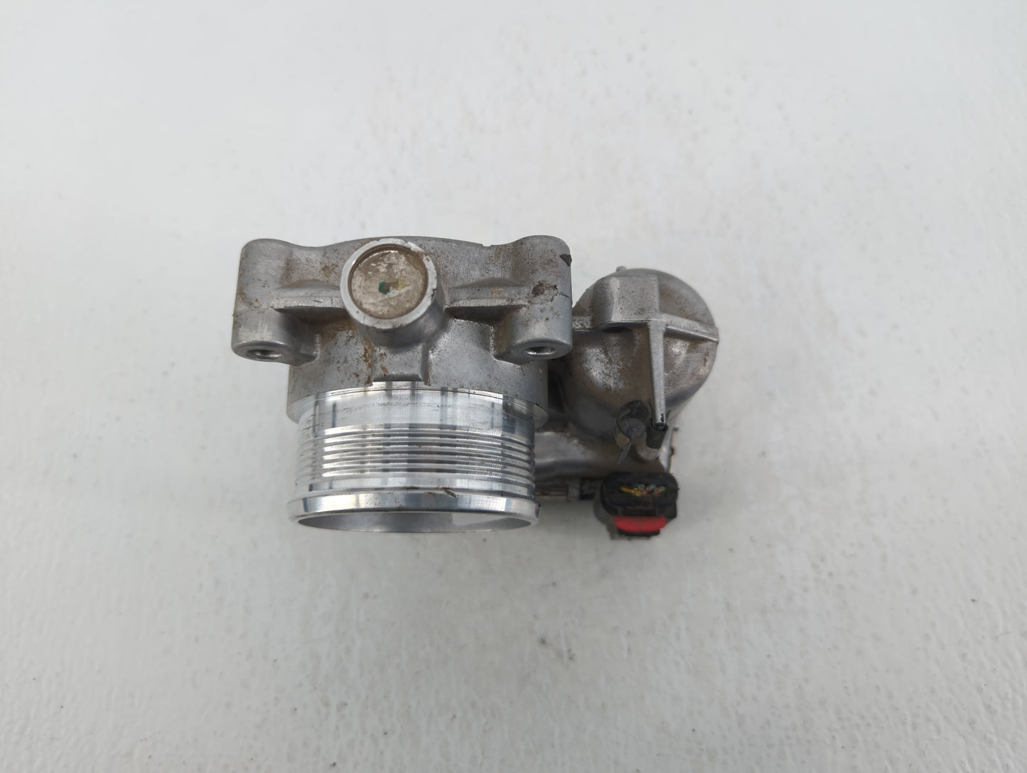 2014-2018 Ford Focus Throttle Body P/N:DS7E-9F991-BB Fits Fits 2014 2015 2016 2017 2018 2019 2020 2021 2022 OEM Used Auto Pa