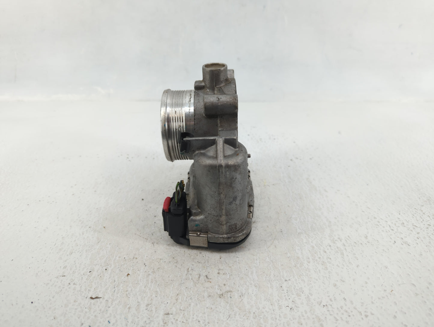 2014-2018 Ford Focus Throttle Body P/N:DS7E-9F991-BB Fits Fits 2014 2015 2016 2017 2018 2019 2020 2021 2022 OEM Used Auto Pa