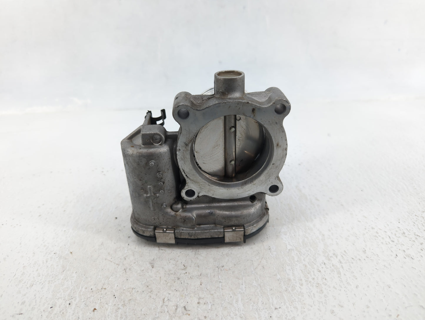 2014-2018 Ford Focus Throttle Body P/N:DS7E-9F991-BB Fits Fits 2014 2015 2016 2017 2018 2019 2020 2021 2022 OEM Used Auto Pa