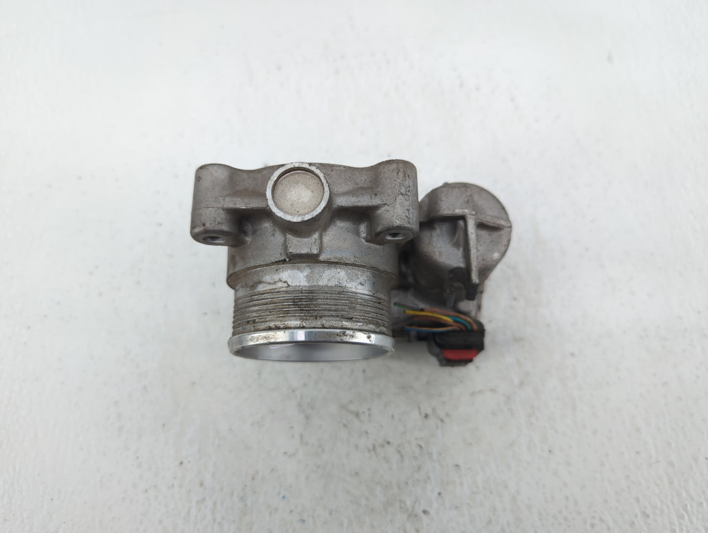 2014-2018 Ford Focus Throttle Body P/N:DS7E-9F991-BB Fits Fits 2014 2015 2016 2017 2018 2019 2020 2021 2022 OEM Used Auto Pa