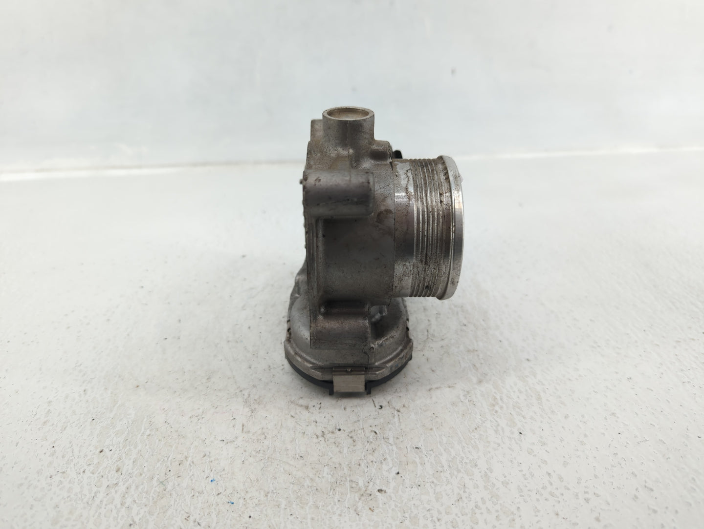 2014-2018 Ford Focus Throttle Body P/N:DS7E-9F991-BB Fits Fits 2014 2015 2016 2017 2018 2019 2020 2021 2022 OEM Used Auto Pa