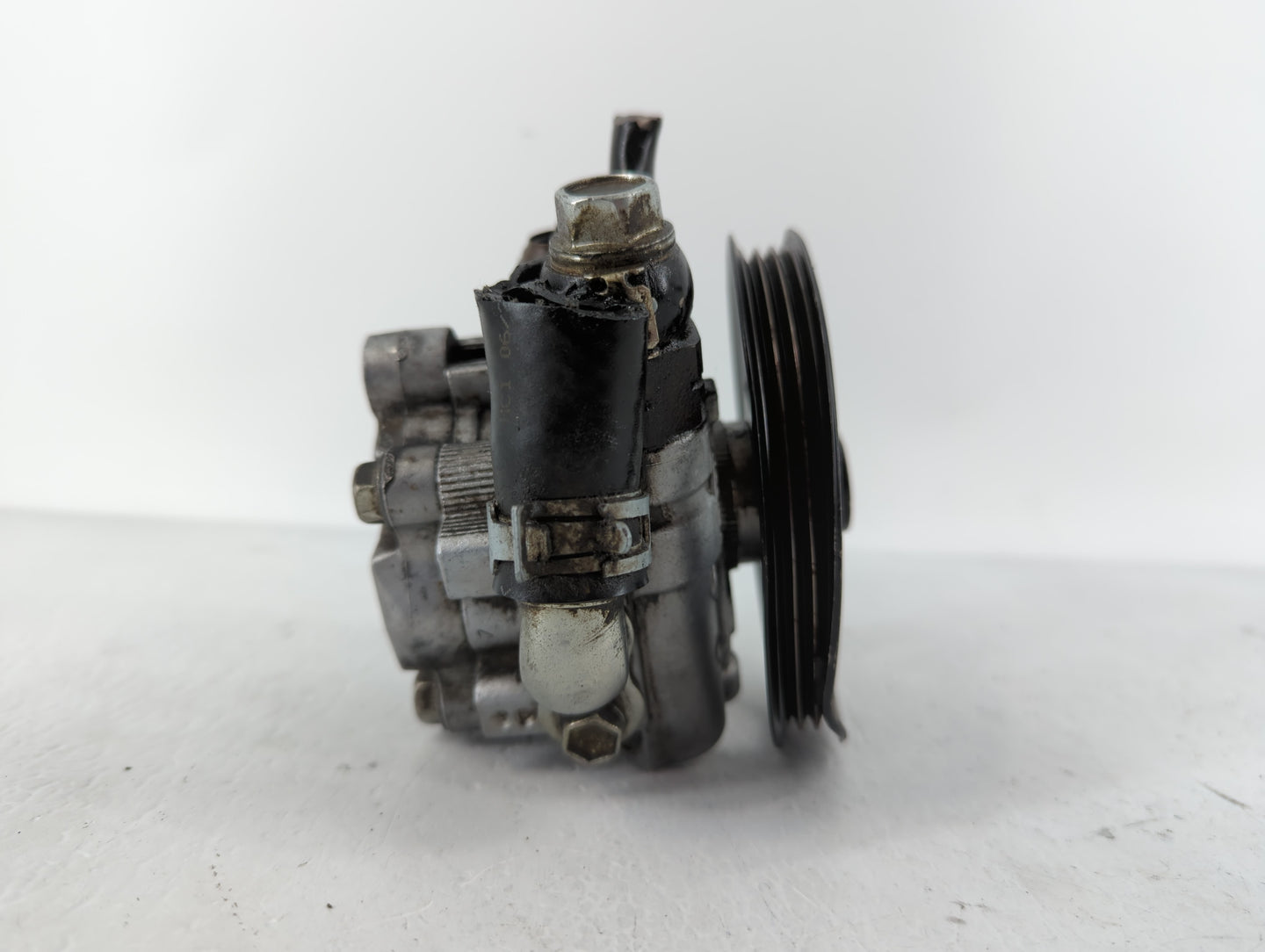 2015 Ford Focus Power Steering Column Pump Oem - Oemusedautoparts1.com