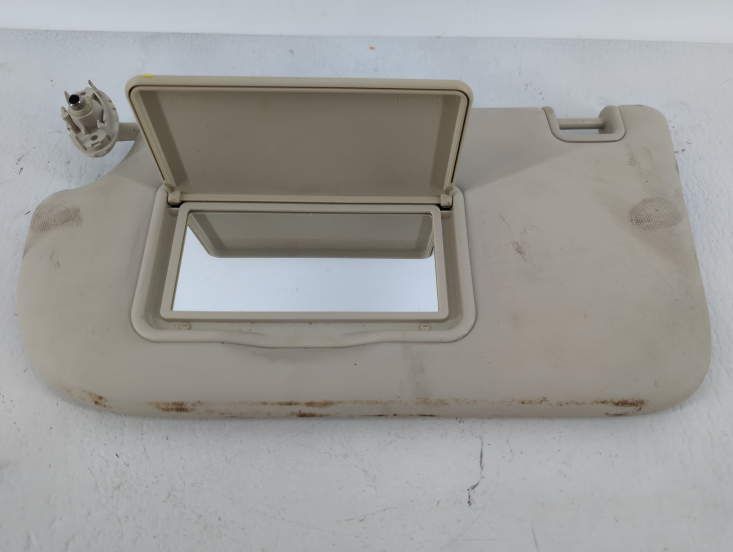 2015 Ford Focus Sun Visor Shade Replacement Driver Left Mirror Fits OEM Used Auto Parts - Oemusedautoparts1.com