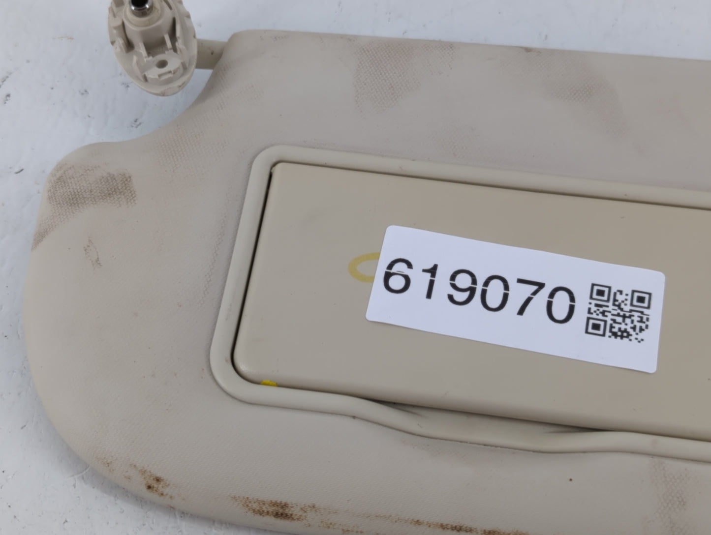 2015 Ford Focus Sun Visor Shade Replacement Driver Left Mirror Fits OEM Used Auto Parts - Oemusedautoparts1.com